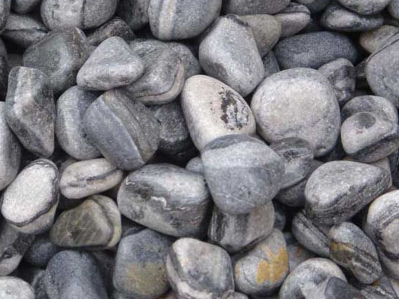 zebra-black-drawing-room-aquarium-marble-stones-wet-look-pebbles-road-pathway side-decor